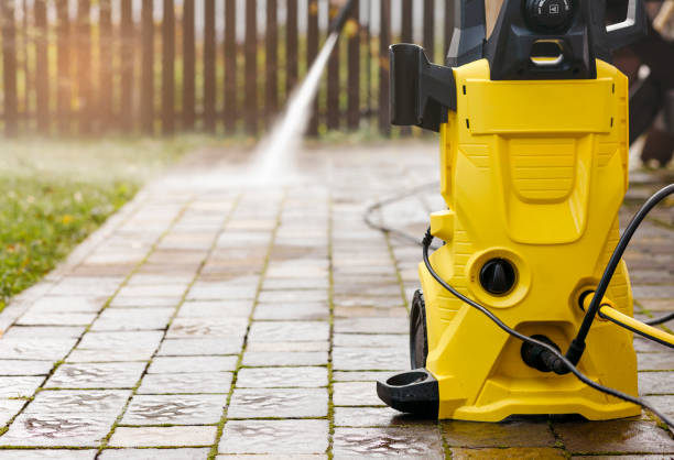 Best Pool Deck Cleaning in Holiday Valley, OH